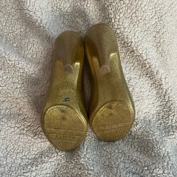 Melissa Shimmering Gold Heels - Picture 4 of 5